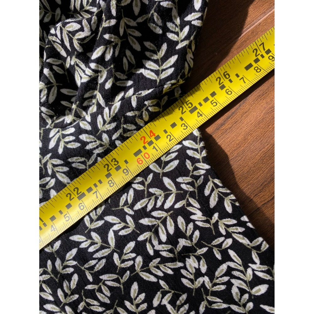 Christopher & Banks Black White Leaf Print V-Neck Ruffle Hem Blouse XL Rayon - Picture 4 of 7